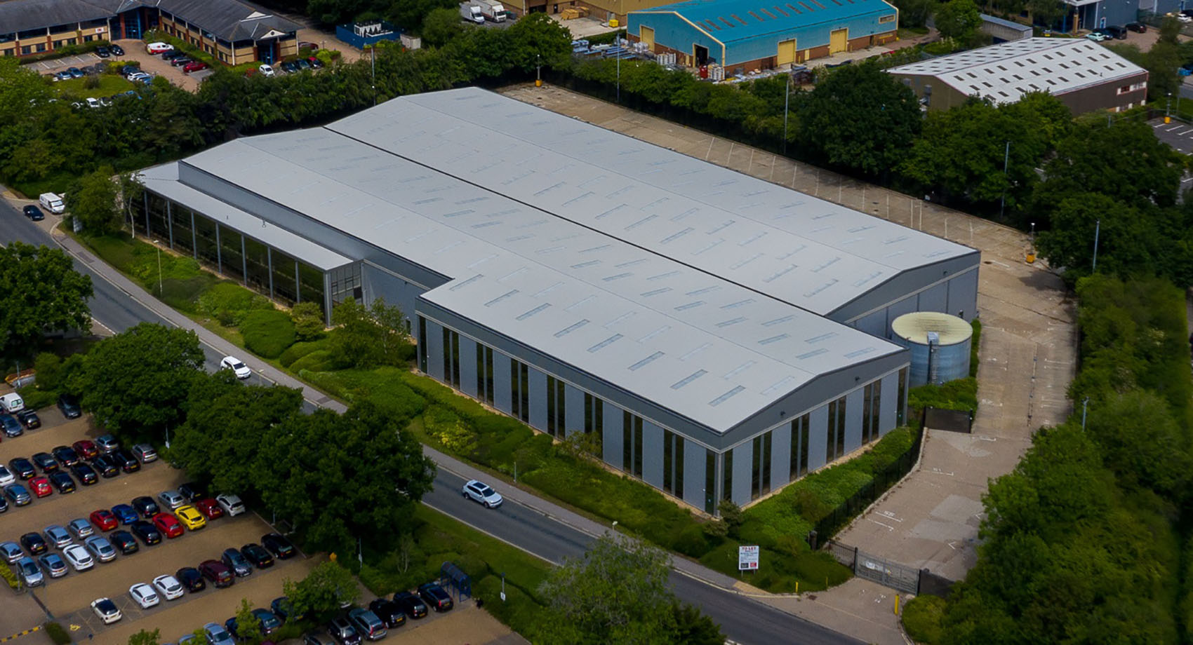 Radial 27 1700 x 920