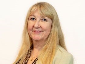 Amanda Stevens | Associate Director